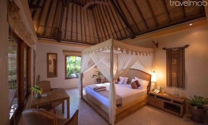 Pekutatan Cottage | Traditional Beachfront Balinese Cottage