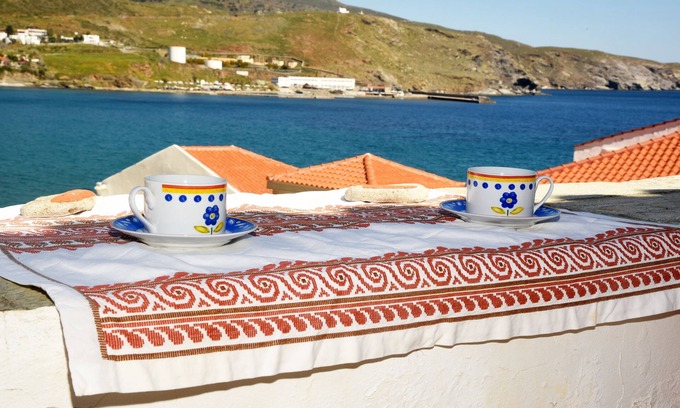 Paleopolis House | Traditional island house