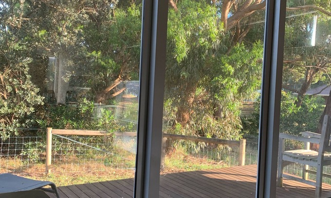 Venus Bay House | Tranquil Getaway Wifi Netflix and Pet friendly