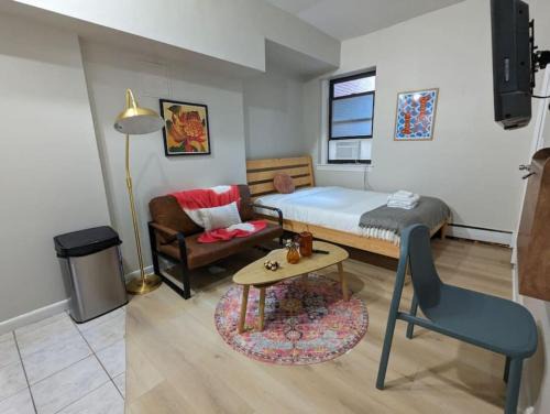 Prudential - St. Botolph Apartment | Tranquil South End Studio