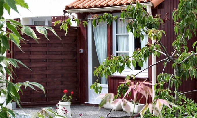 Le Poire-sur-Velluire House | Tranquility in the Marais Poitevin
