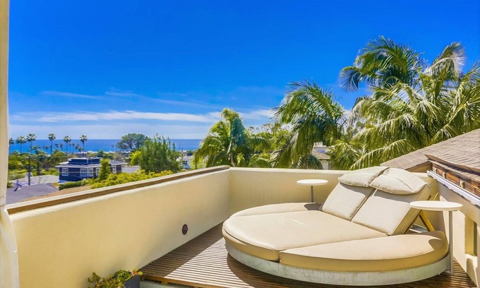 La Jolla House | Tranquility La Jolla | 3BR Unique Design w/Rooftop