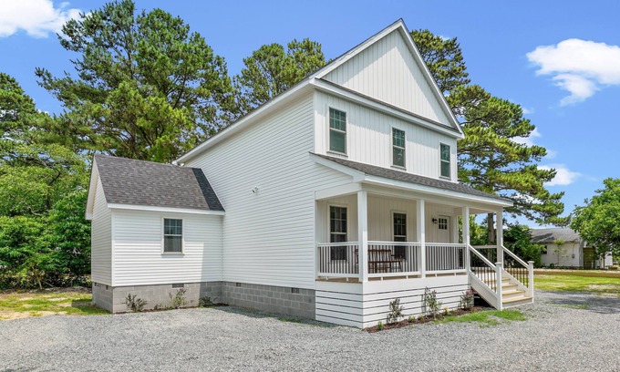 Deep Hole House | Tranquility - Brand new home in quiet location!