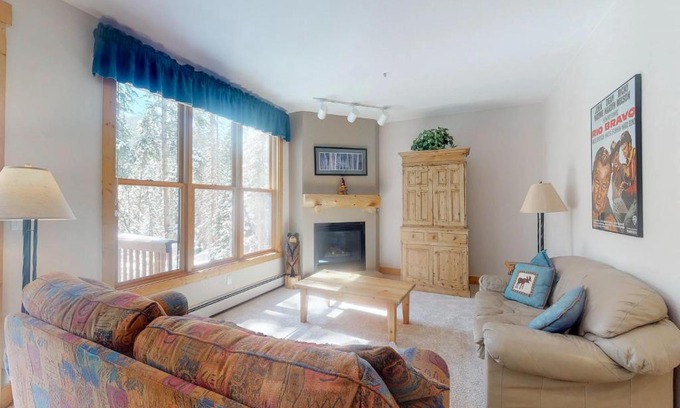 Keystone Apartment | Trappers Crossing 8763