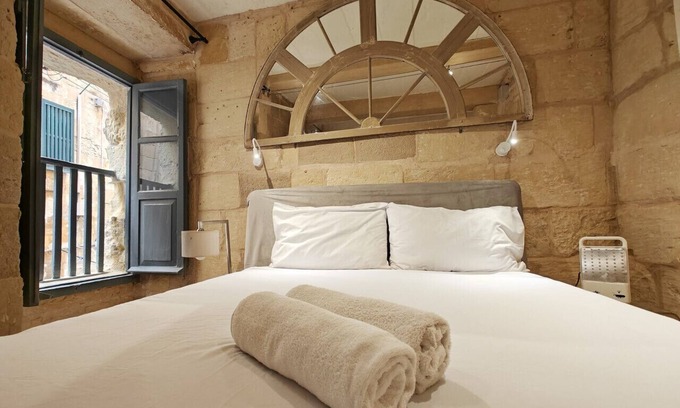 Birgu House | Traveler 's Stay one bedroom tiny house