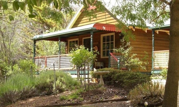 Trawool Bed & Breakfast | Trawool Shed Cottages