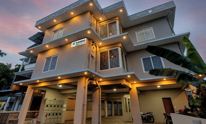 Alwaye Hotel | Treebo Dreams Arcade