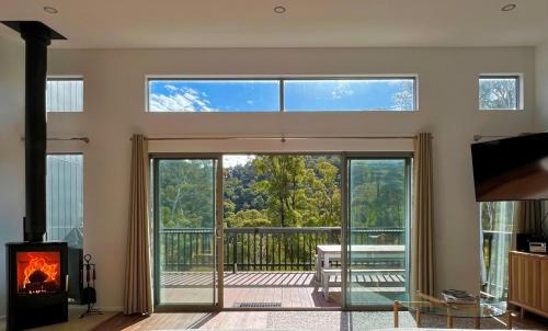 Sawmill Settlement House | Treeside View