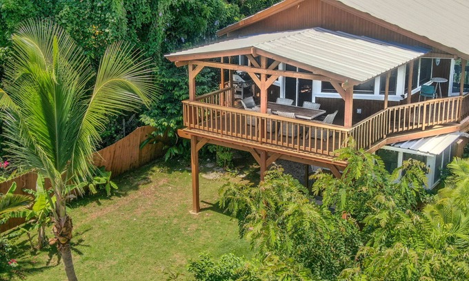 Puntas House | Tres Amigos Beach House - Walk Out the Back Door to the Beach!