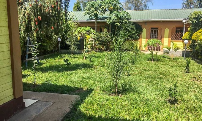 Awach Hotel | Triangle Palm Hotel Katito