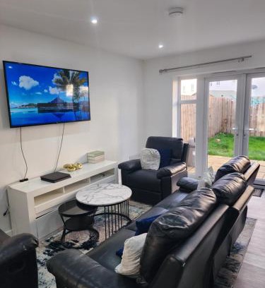 Highbridge Bed & Breakfast | Trinity Guest House