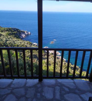 Zagora-Mouresi Apartment | Triple studio room with the most beatifull view in Mylopotamos