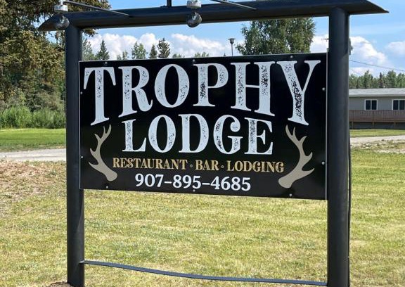 Delta Junction Hotel | Trophy Lodge Accommodations