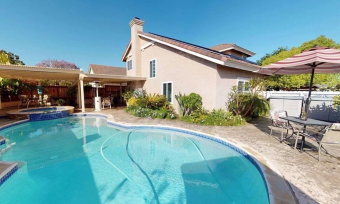 Eastlake House | Tropical pool/hot tub backyard, Vaulted Ceilings- Comfortable, Spacious Getaway.