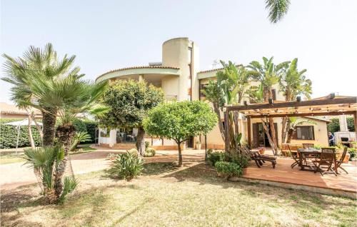 Carrozziere House | Tuffetto 3