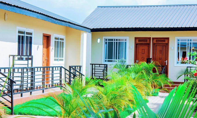 Mlingotini Cottage | Tulivu Ranch Cottages