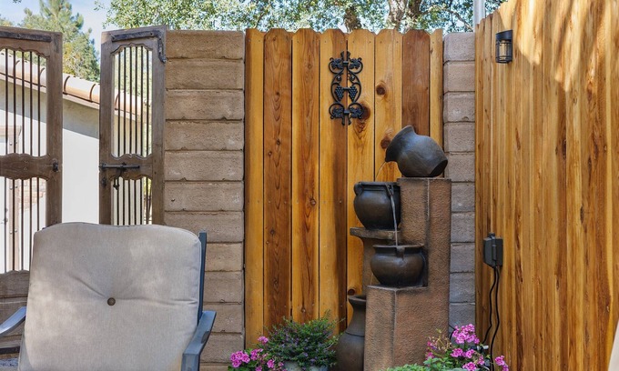 Tehachapi Villa | Tuscan Petite-Villa at Dorner Family Vineyard