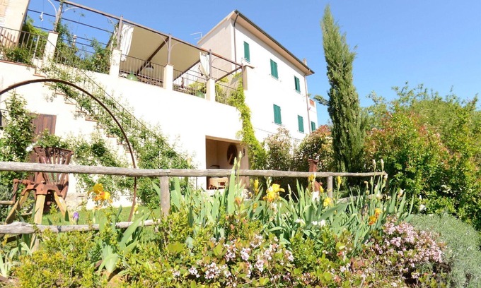 Aiale Cottage | Tuscan Retreat in Aiale