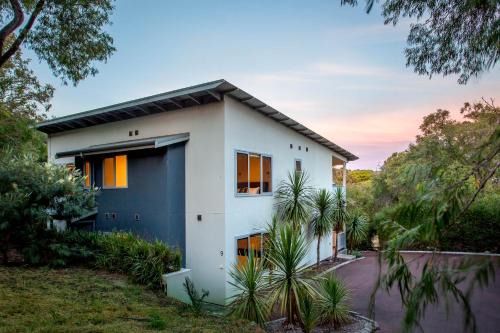 Yallingup House | Twilight I Private Properties