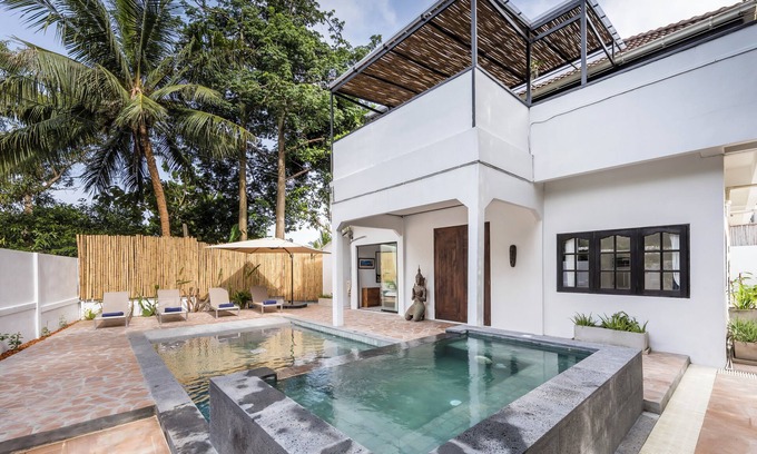 Koh Tao House | Two Adjacent Villas with Two Private Pools, 5 bedrooms, Sairee, Koh Tao