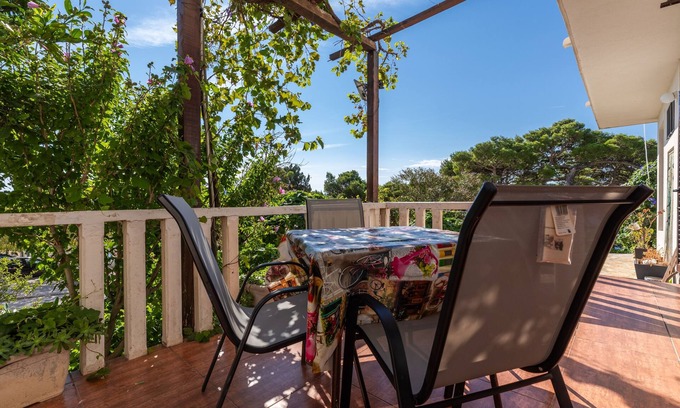 Cove Tri Zala (Zrnovo) Apartment | Two bedroom apartment with terrace and sea view Igrane, Makarska (A-22690-c)