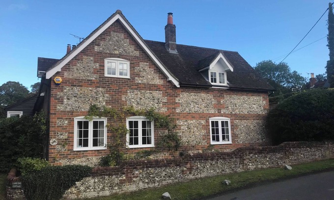 Alresford Cottage | Two-Bedroom Cottage with Garden View attached to main house