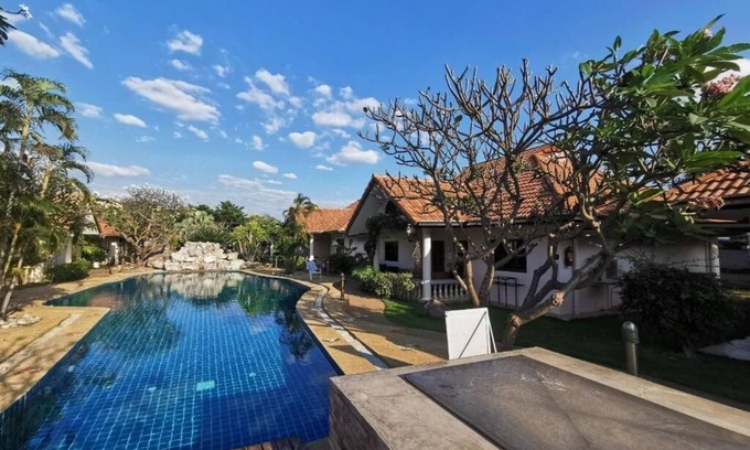 Si Racha Apartment | Two Fifty Nine Resort 259 Resort Two-Bedroom House