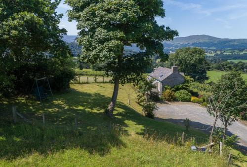 Eglwysbach House | Ty Ucha'r Ffordd