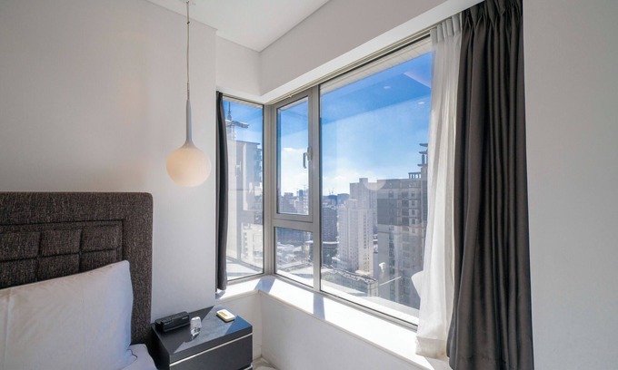 Xujiahui Bed & Breakfast | Tyms Bright 2BR 1BA Suite Xujiahui