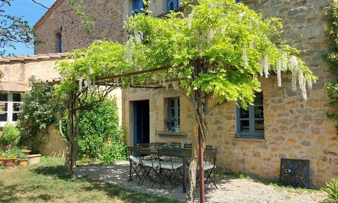 Camallera House | Typical house with garden and pool