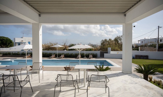 Skiros Resort | Tzanis Resort