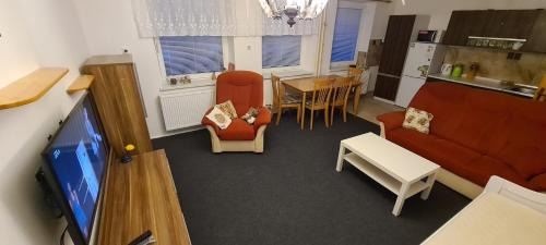 Lhotka Apartment | Ubytování Kopeček 22 celý dům s vlastním dvorem v klidné lokalitě