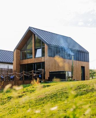 Komancza Villa | Ule dziadka Kazka