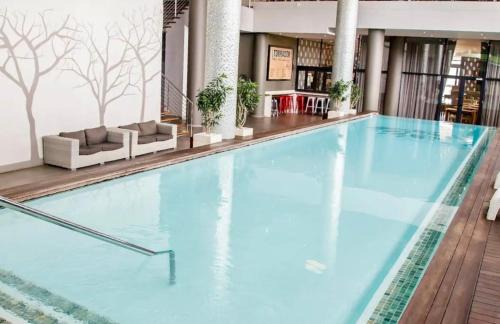 Umhlanga Apartment | uMhlanga Home with FREE WiFi, Pool, Gym at Urban Park