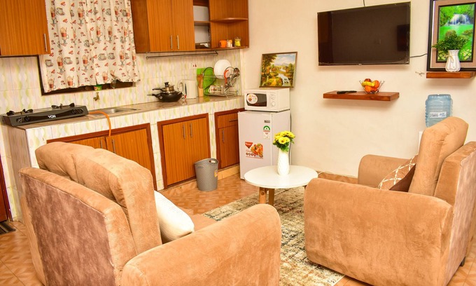 Kisumu Apartment | Unique, Compact Studio Apartment - 7 minutes from Lake Victoria