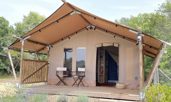 Scansano Apartment | Unit-Deluxe-Private Bathroom- Tenda Lusso Bagno Comet