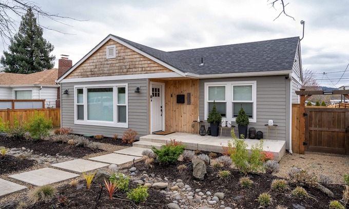 Amazon House | University Area Bungalow - The Moxie Harris House