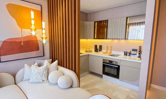 Casablanca House | UNO CAPITAL