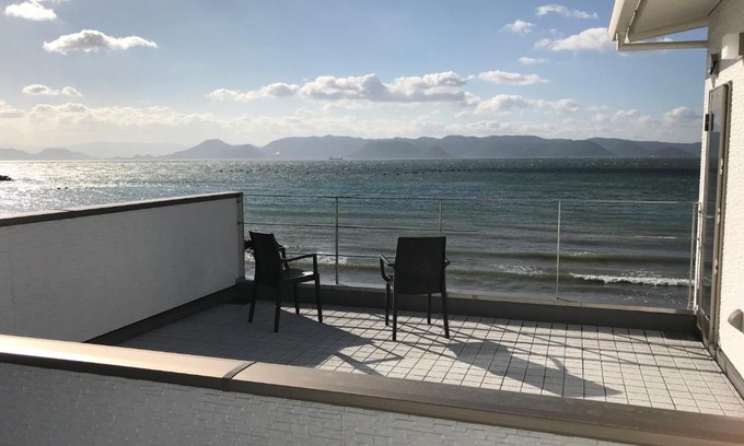 Miyanoura Apartment | UOGASHI 7070 Ocean View