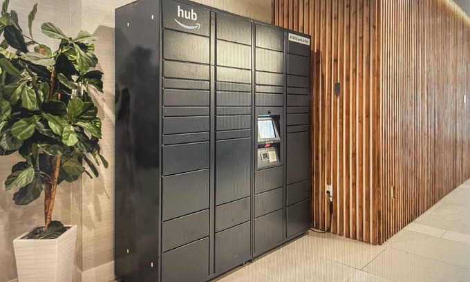 Central Business District Apartment | Upscale apartment near transportation, food, retail, and entertainment!