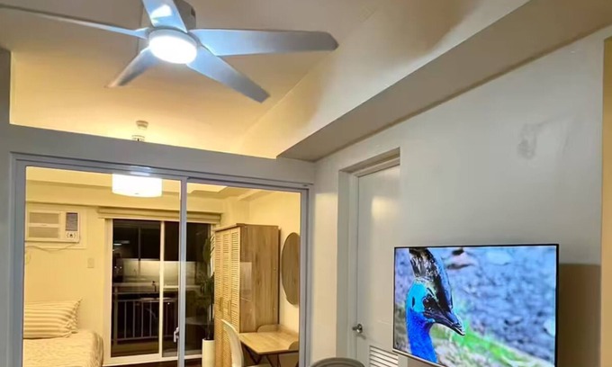 Project 4 Condo | Upscale One-bedrm in Cubao area!