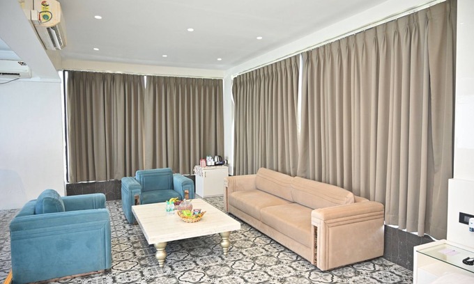 Sector 1 House | Urvi Banquets & Guest House