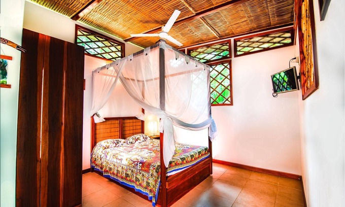 Chiguata Apartment | Uva Blue Villas, Villa #6 - Two Bedroom With Private Garden