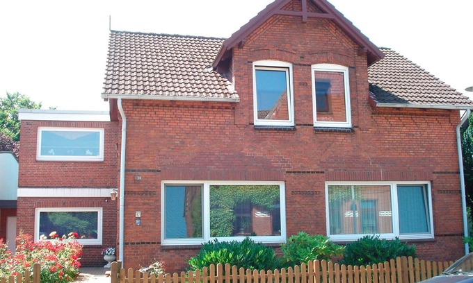 Buedelsdorf Apartment | Vacation apartment/apartment for 3 guests with 80m² in Büdelsdorf (13618)