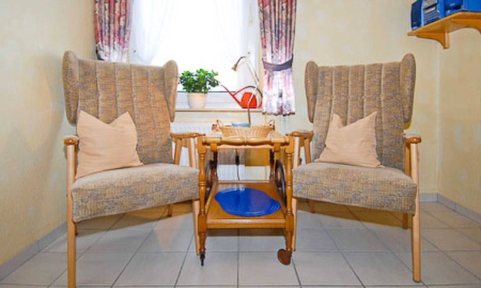 Werdum Apartment | Vacation apartment Wintergarten - Holiday apartments at Ferienhof Warfthof Becker in