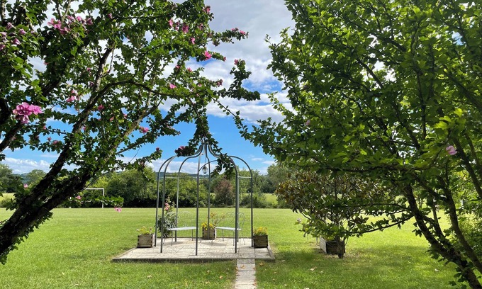 Saint-Sorlin-en-Valloire House | Vacation home - 14pers -Calm, swimming pool, bbq