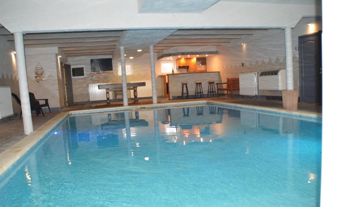 Verviers House | Vacation home in Verviers with private indoor pool