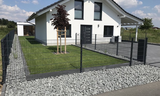 Lobnitz House | Vacation home Oskar on the lake with private beach for 4 adults, fireplace, boat and sauna