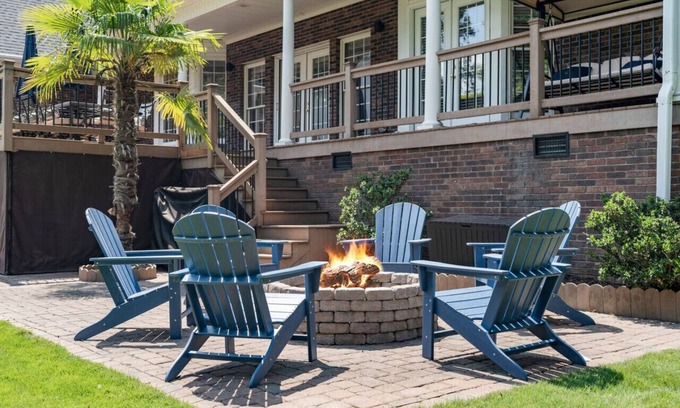 Westport Apartment | Vacation Home w/Private Dock, Hot Tub, Pets OK