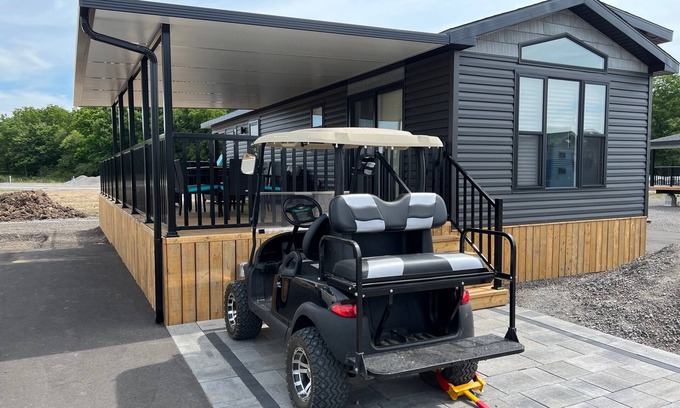 Sherkston Cottage | Vacation Property @ Sherkston Shores Resort (Waterpark, Lake Erie Beaches)